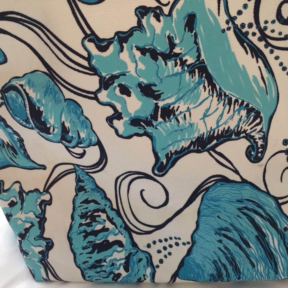 Lily Pulitzer Beach Tote - Picture 4 of 9